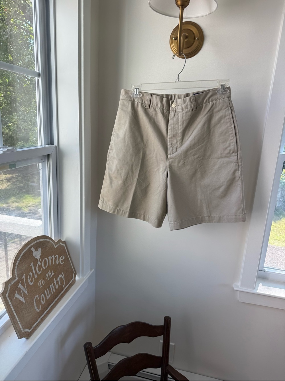 Vineyard Vines Classic Men's Khaki Shorts - Beige Casual Shorts 32